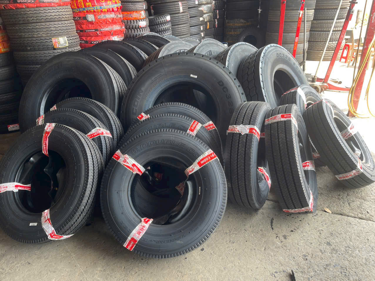 Dịch Vụ Lốp Xe Tại Bình Dương / Phục Vụ Xe Du Lịch, / Xe Tải / Xe Ben / Đầu Kéo Rơ Mooc